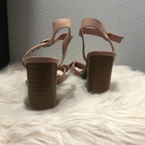 NWT WORTHINGTON HEELS - Picture 3 of 4